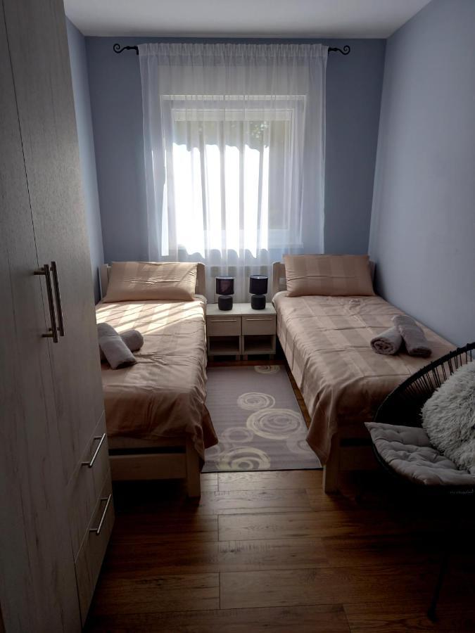 Apartman Barbara Apartment พูลา ภายนอก รูปภาพ